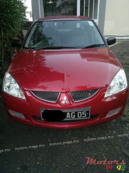 2005' Mitsubishi GLX photo #7