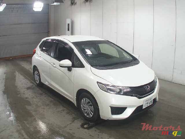 2015' Honda Fit photo #1