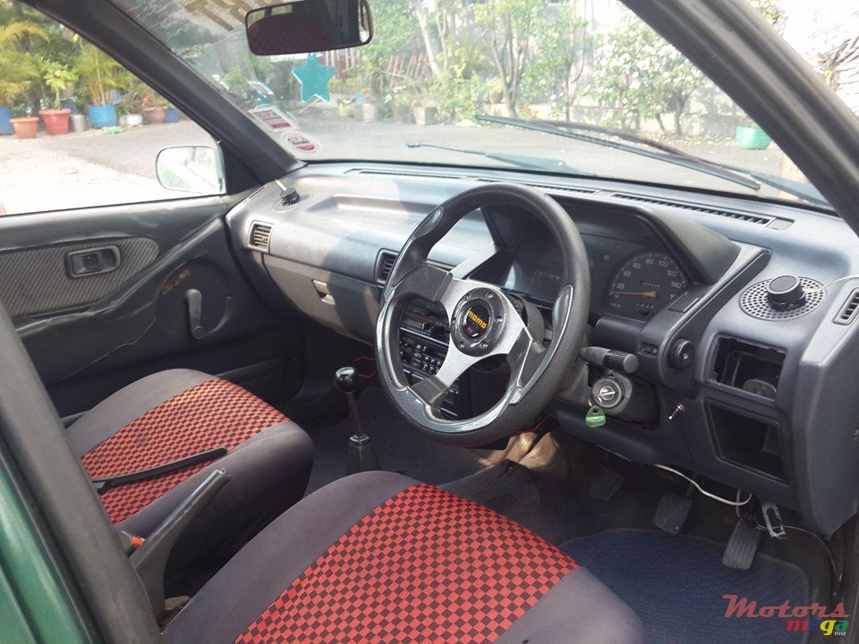 1990' Daihatsu Charade G100 for sale. Port Louis, Mauritius