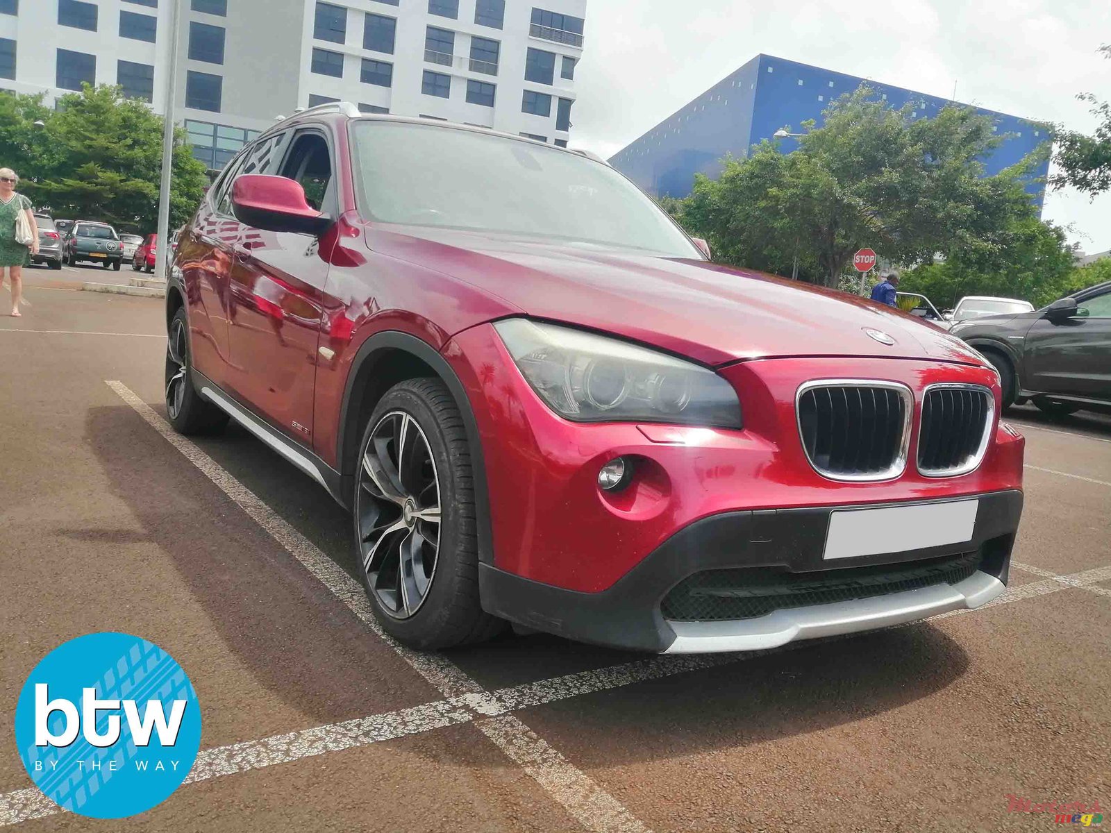 2011' BMW X1 photo #1