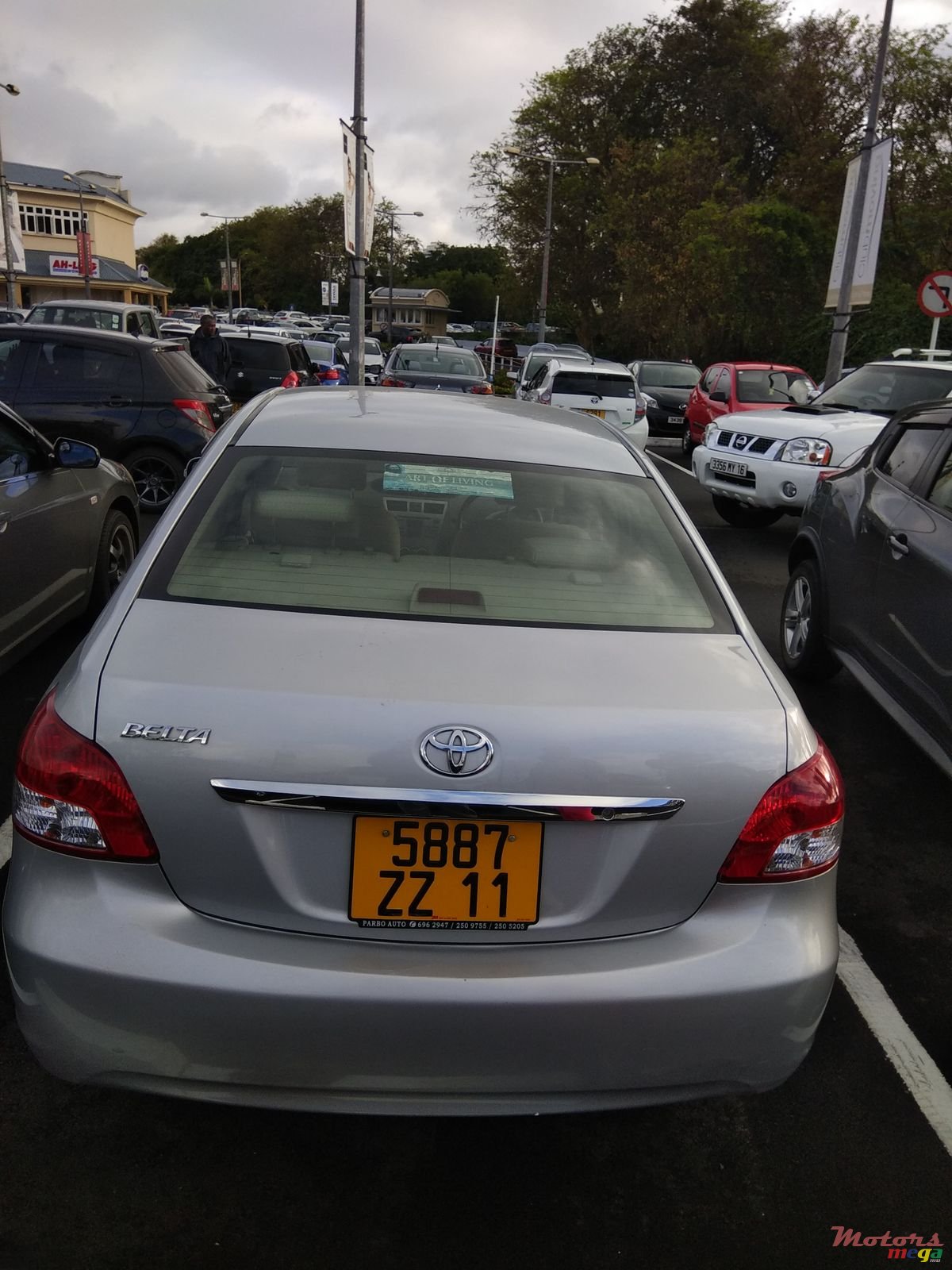 2011' Toyota Axio Belta 1.3 sedan photo #5