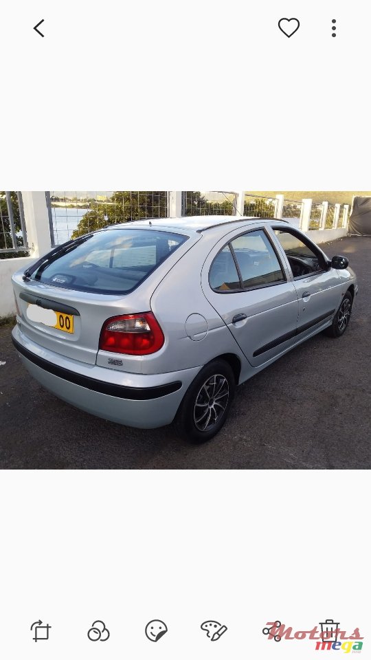 2000' Renault Megane photo #1