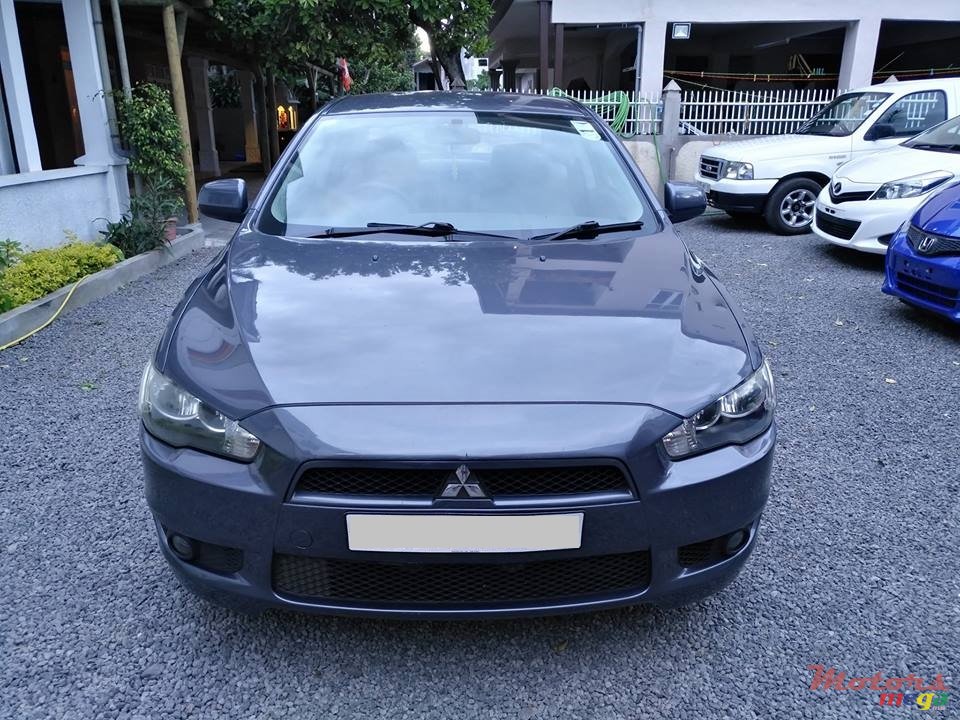 2008' Mitsubishi Lancer EX photo #2