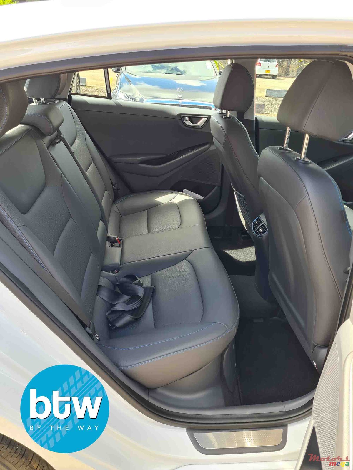 2019' Hyundai photo #3