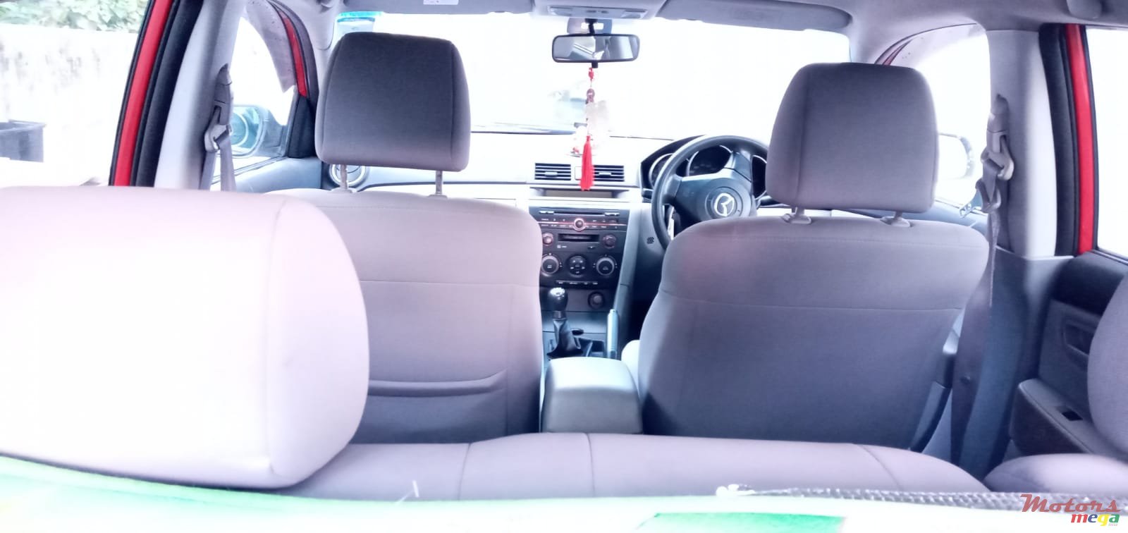 2004' Mazda Axela None photo #3