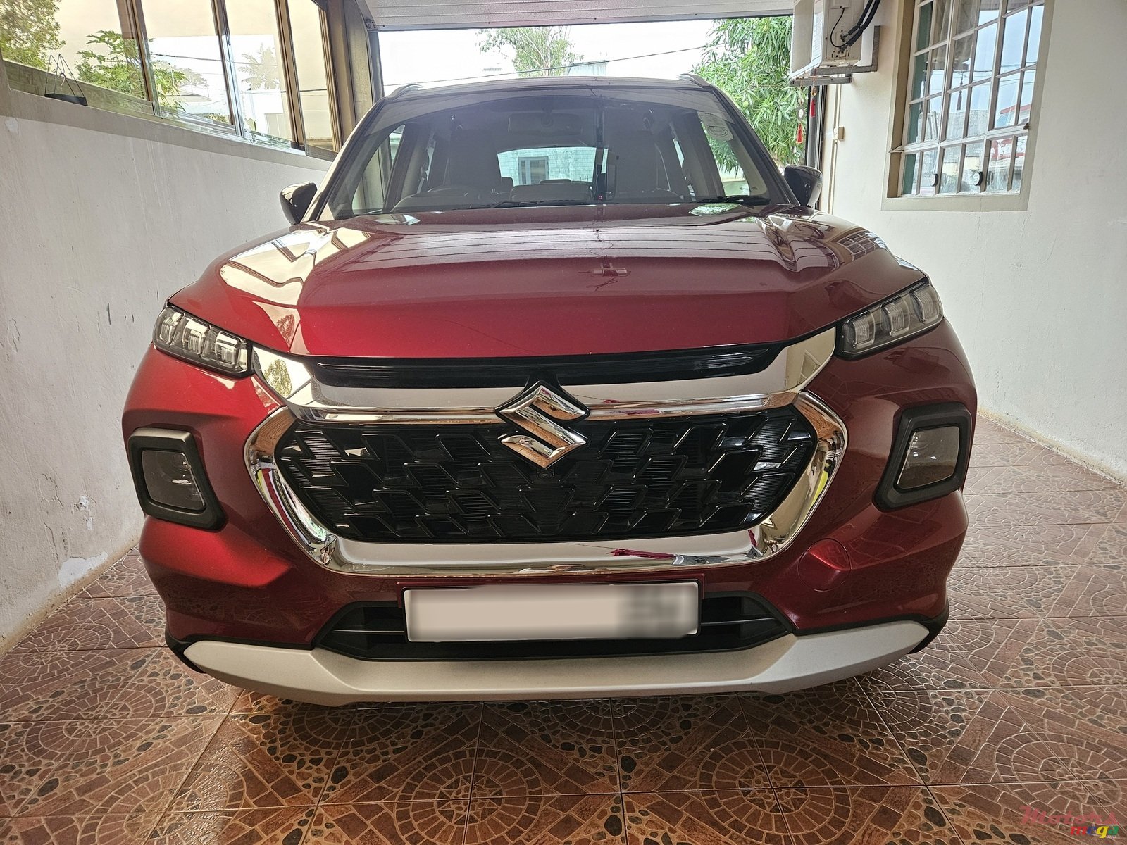 2024' Suzuki Grand Vitara Glx photo #3