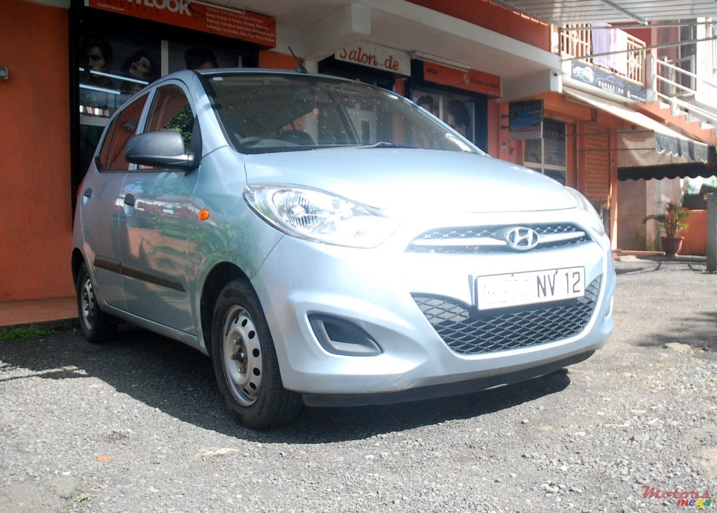 2012' Hyundai i10 photo #2