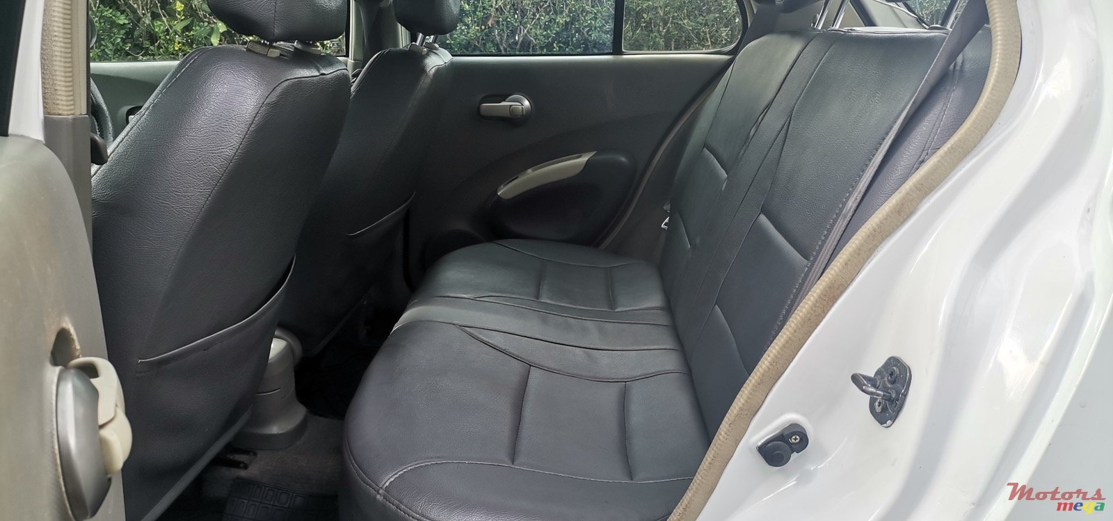 2004' Nissan March photo #4