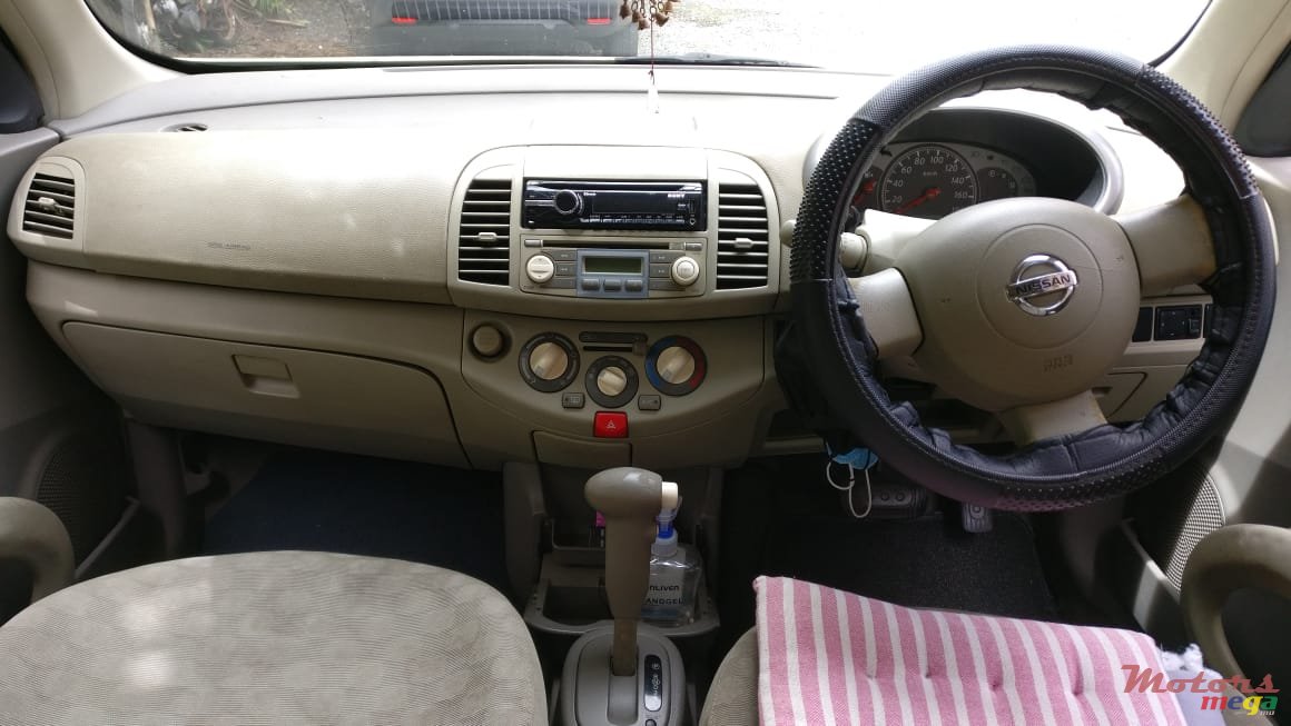 2004' Nissan March photo #5