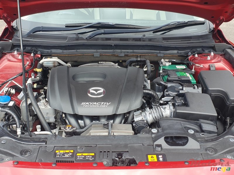 2015' Mazda 3 Skyactiv photo #5
