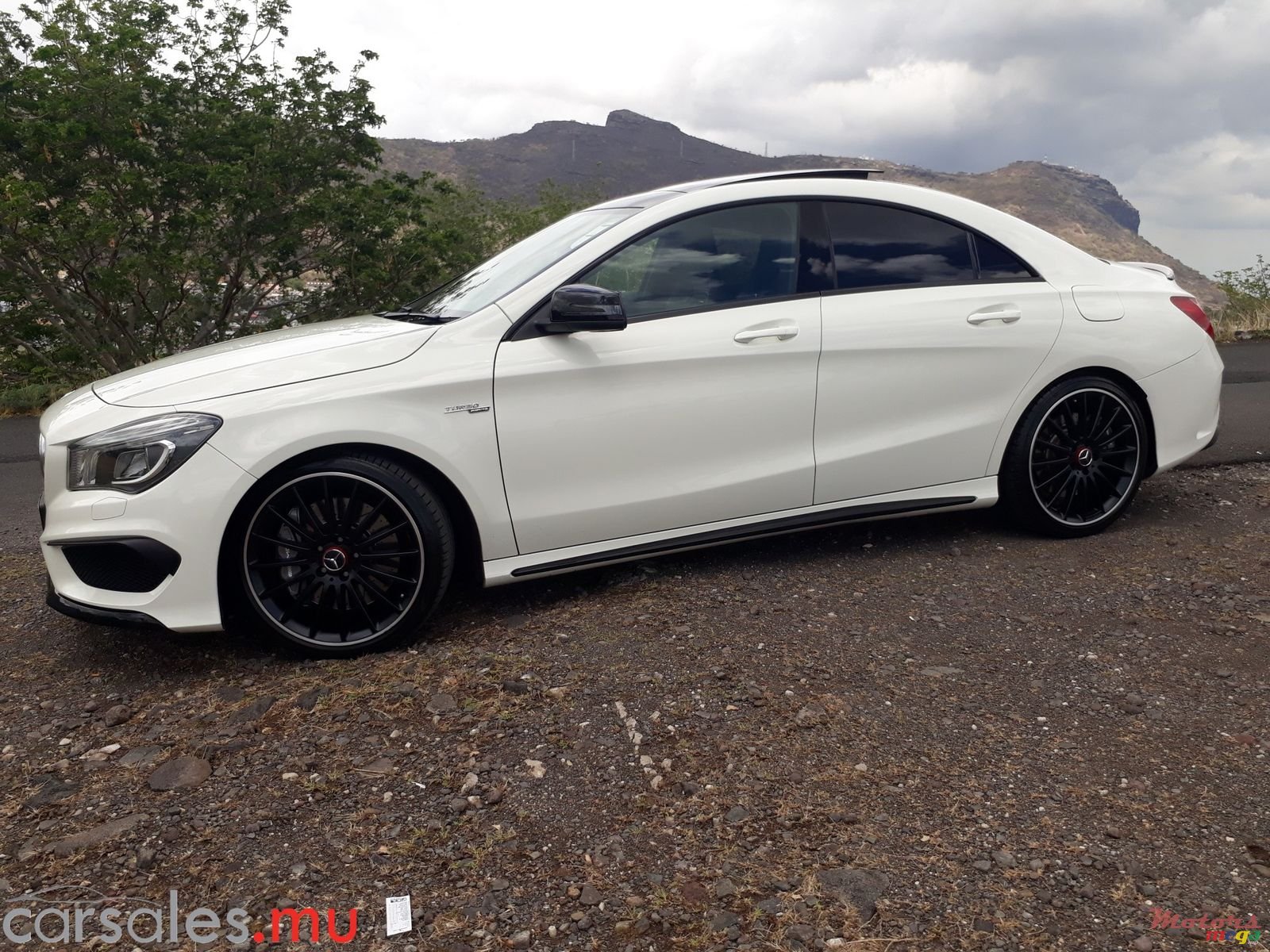 2016' Mercedes-Benz CLA 45 AMG photo #4