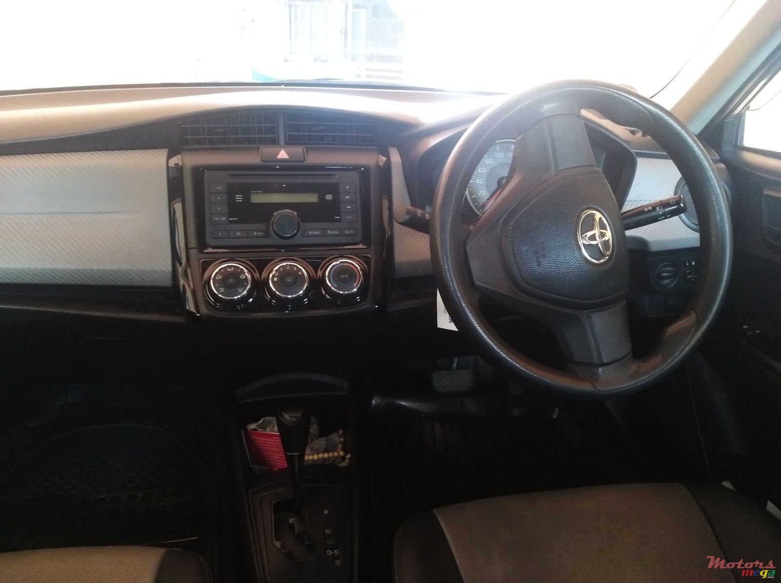 2012' Toyota Axio semi-leath interior alloy rims photo #4