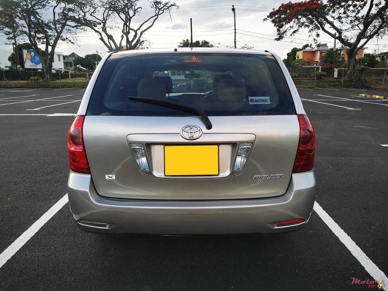 2005' Toyota Fielder photo #5