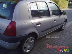 2000' Renault Clio photo #1