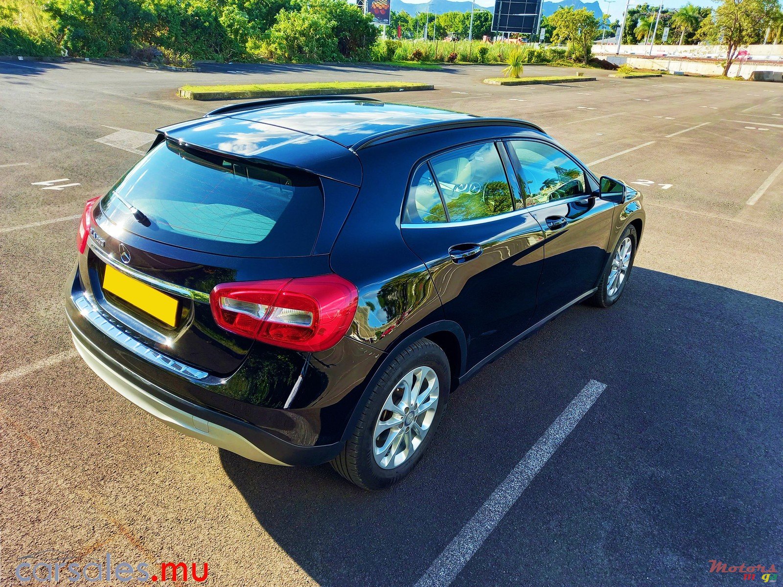 2016' Mercedes-Benz GLA-Class 200 Style photo #4