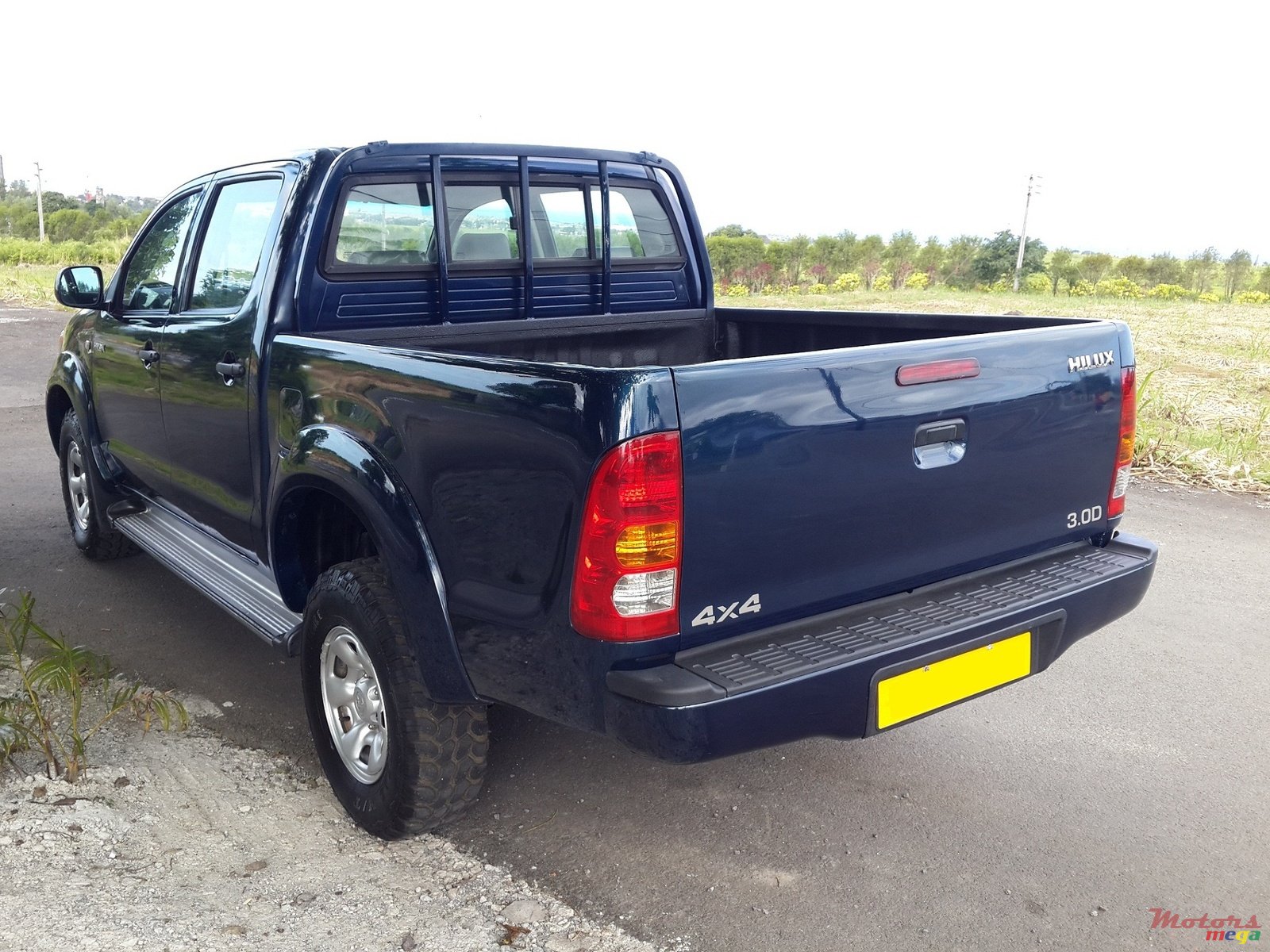 2006' Toyota Hilux (4x4) photo #4