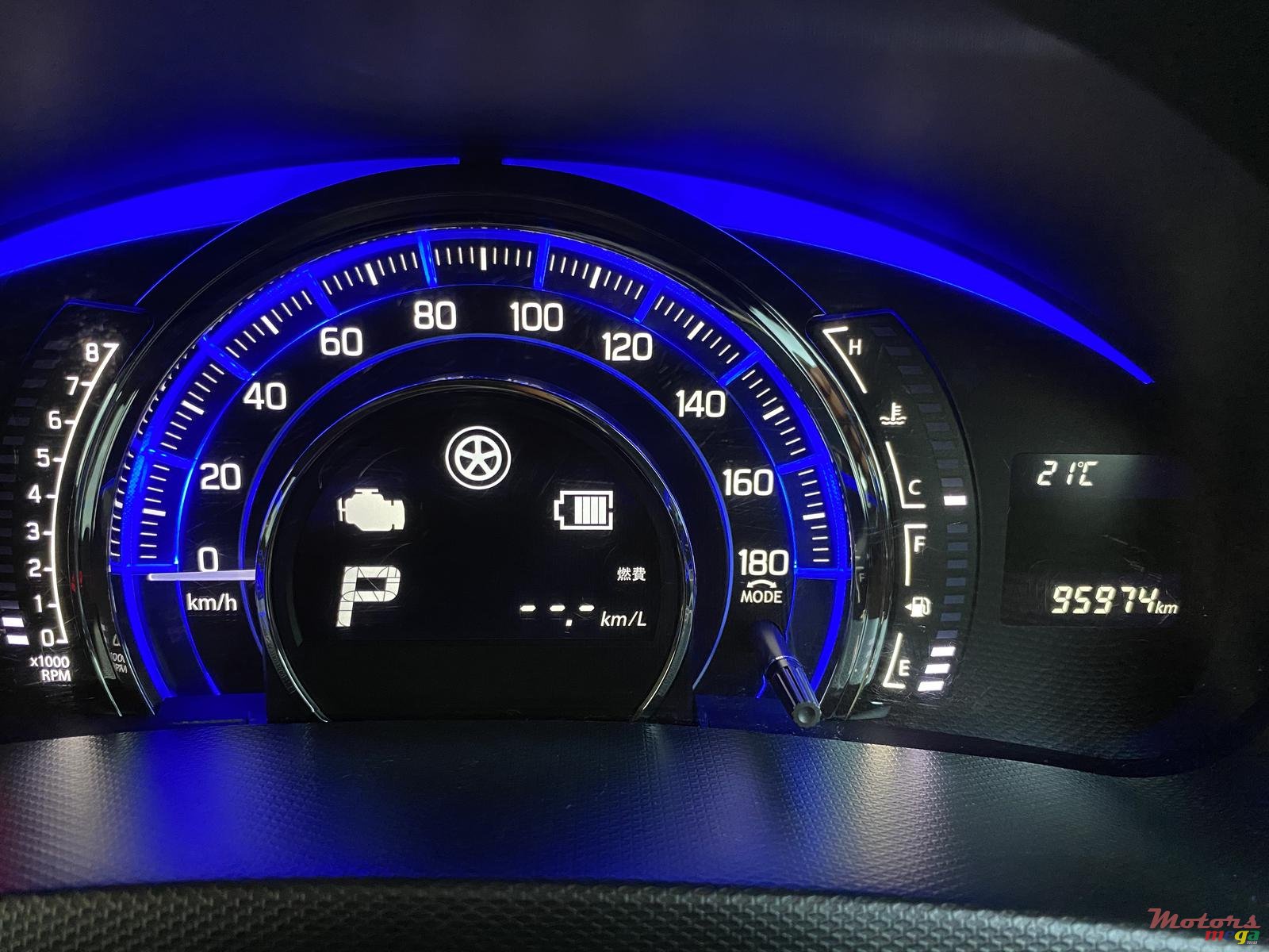 2013' Suzuki Swift photo #6