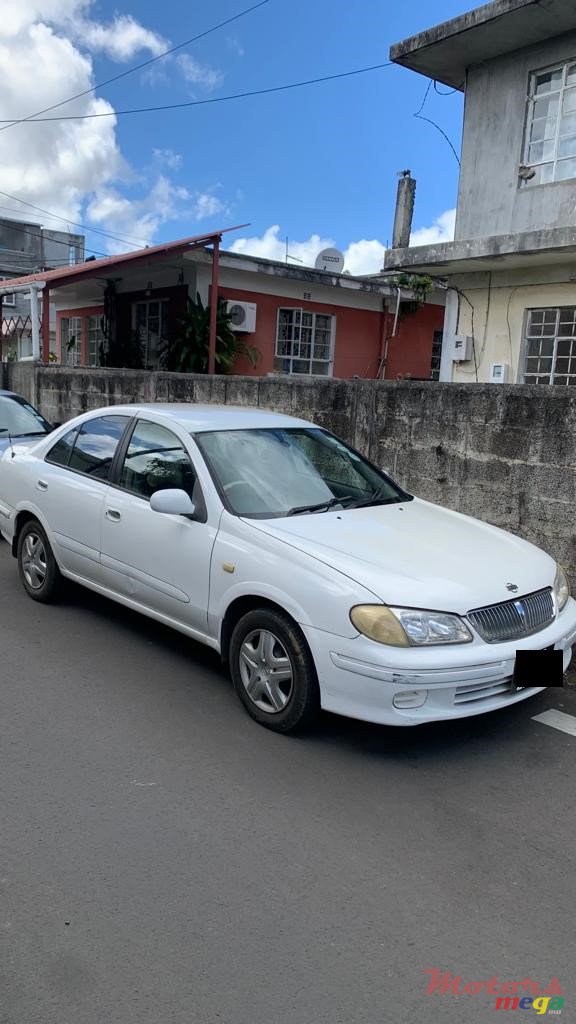 2002' Nissan Sunny photo #3
