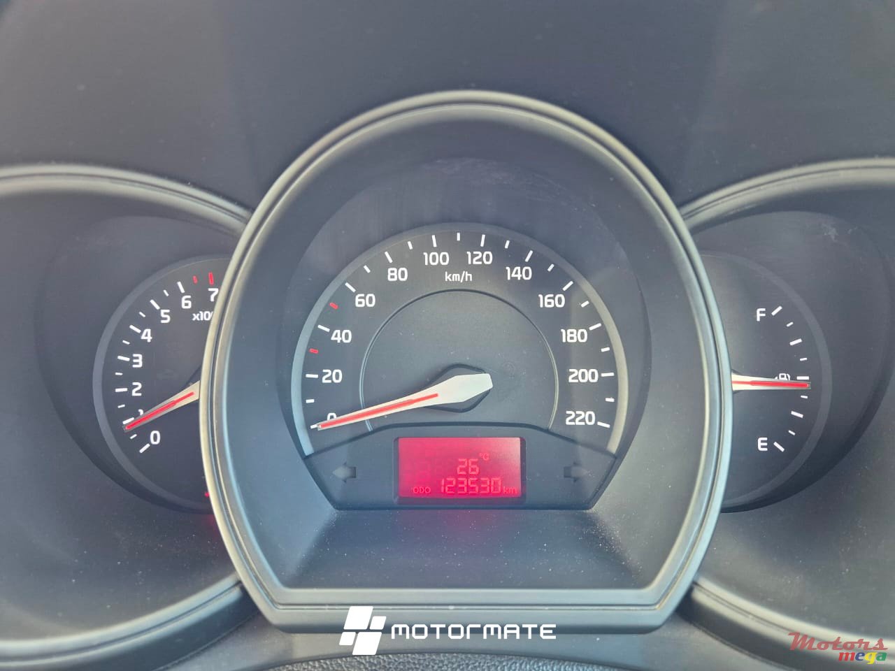 2013' Kia Rio photo #7