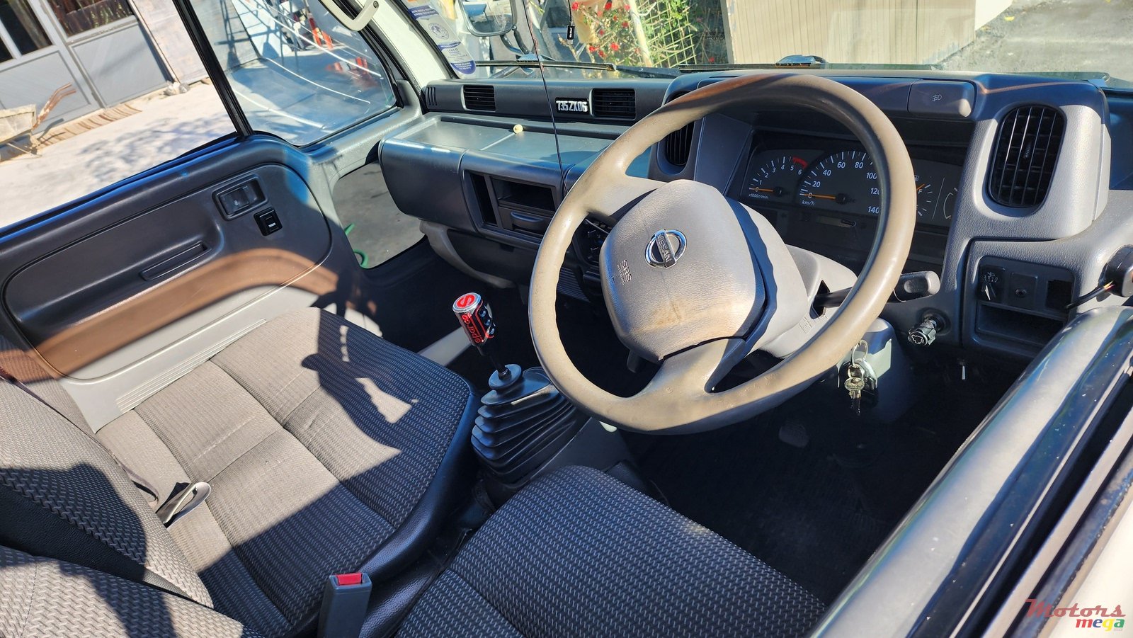 2006' Nissan Atlas photo #3