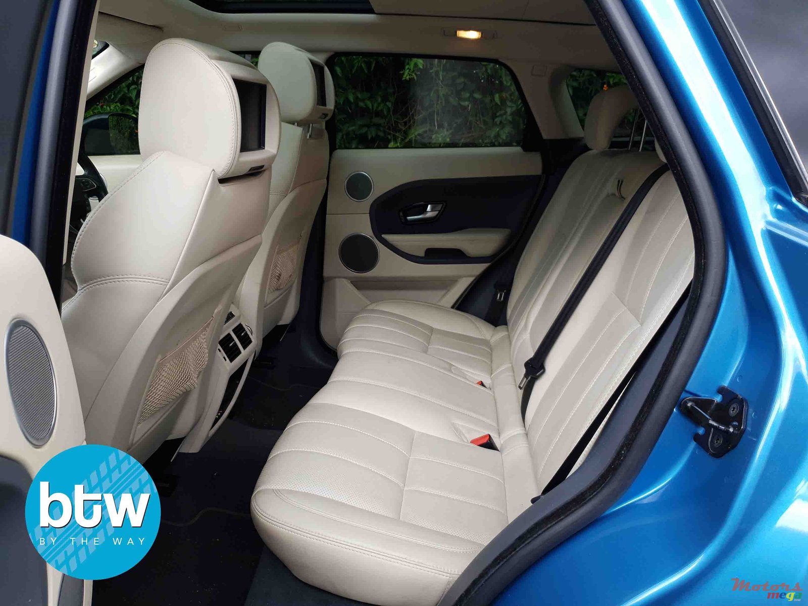 2014' Land Rover Range Rover Evoque photo #4