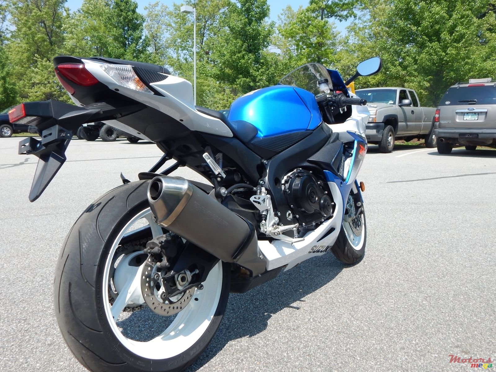 2013' Suzuki photo #3