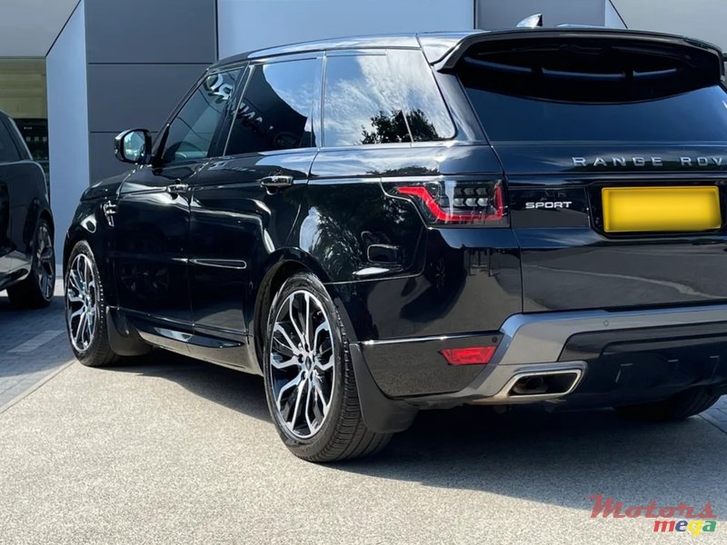 2021' Land Rover Range Rover Sport photo #2