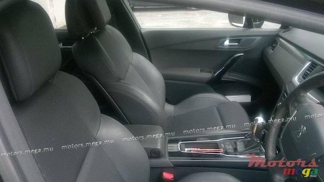 2012' Peugeot 508 photo #5