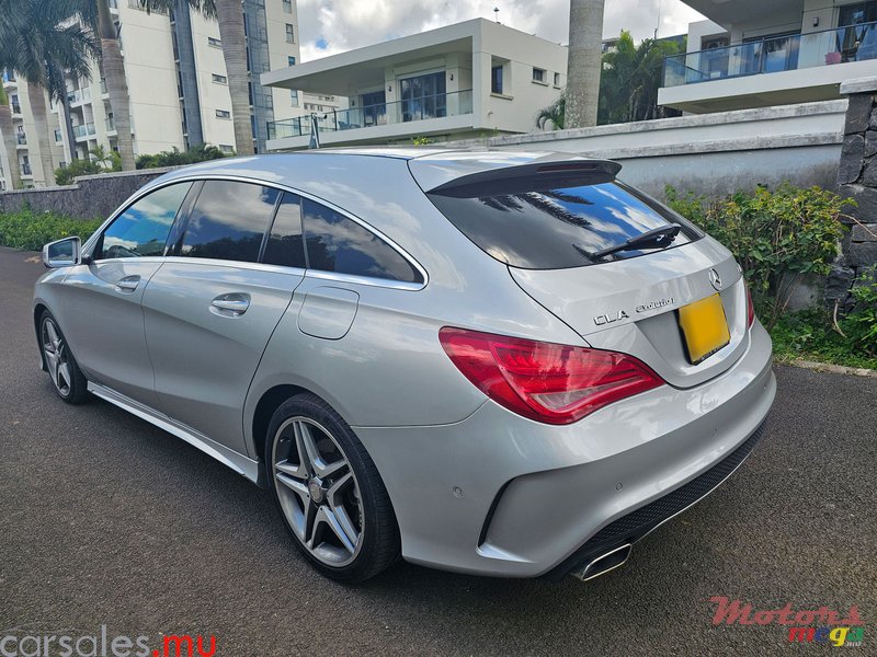 2016' Mercedes-Benz CLA 180 Shooting Break AMG 1.6 photo #2