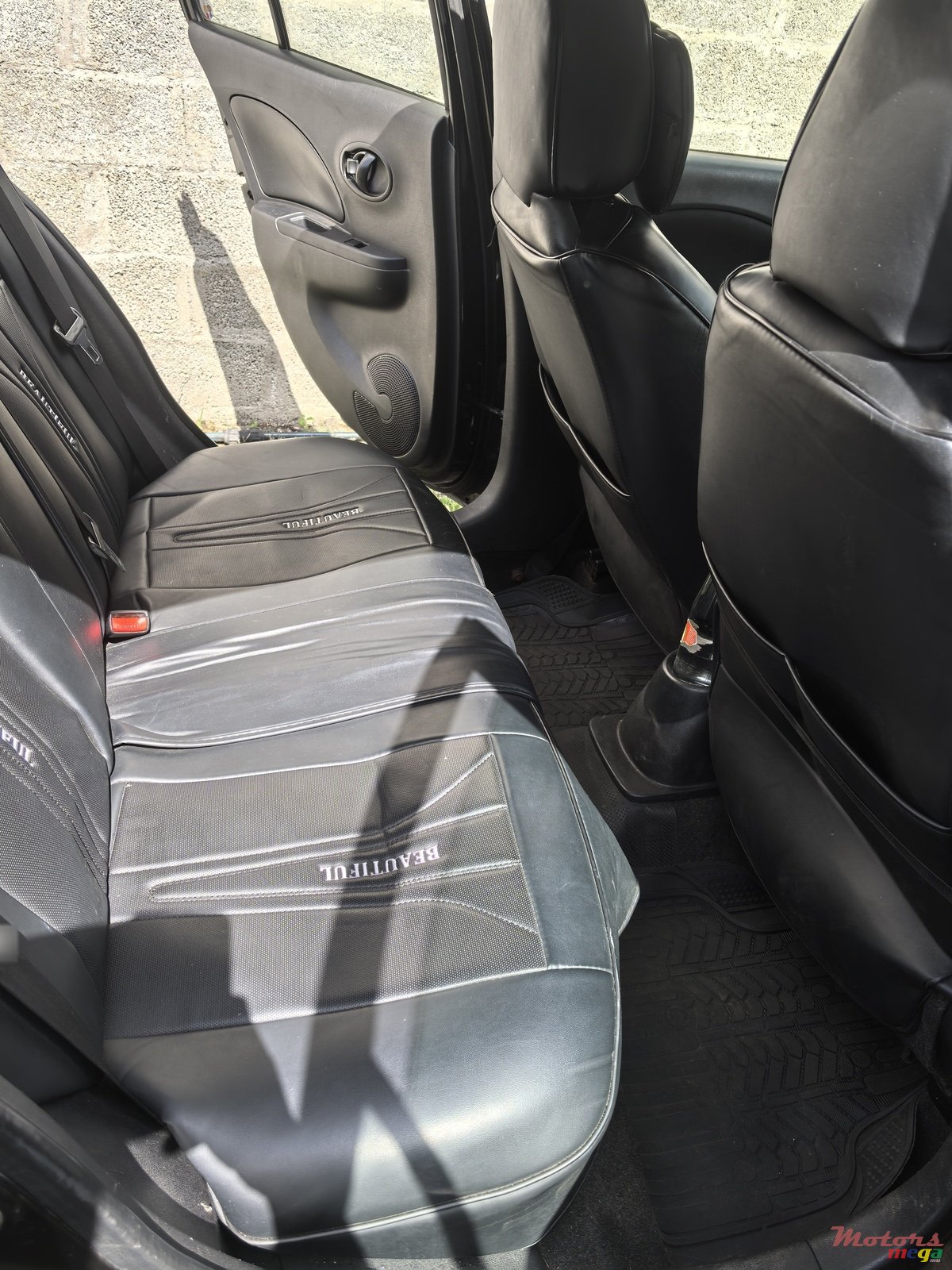 2011' Nissan March photo #4