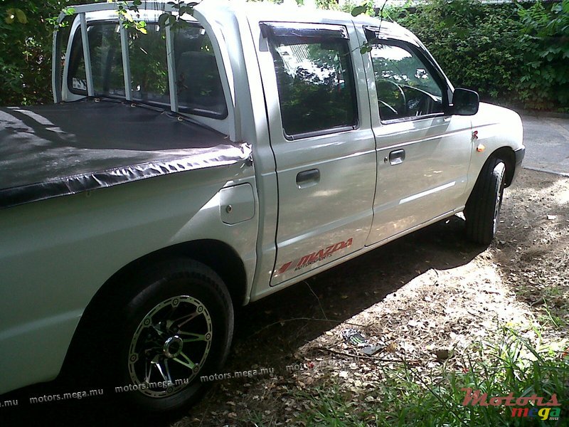 2001' Mazda Drifter photo #3