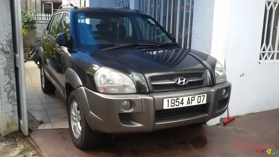 2007' Hyundai Tucson photo #2