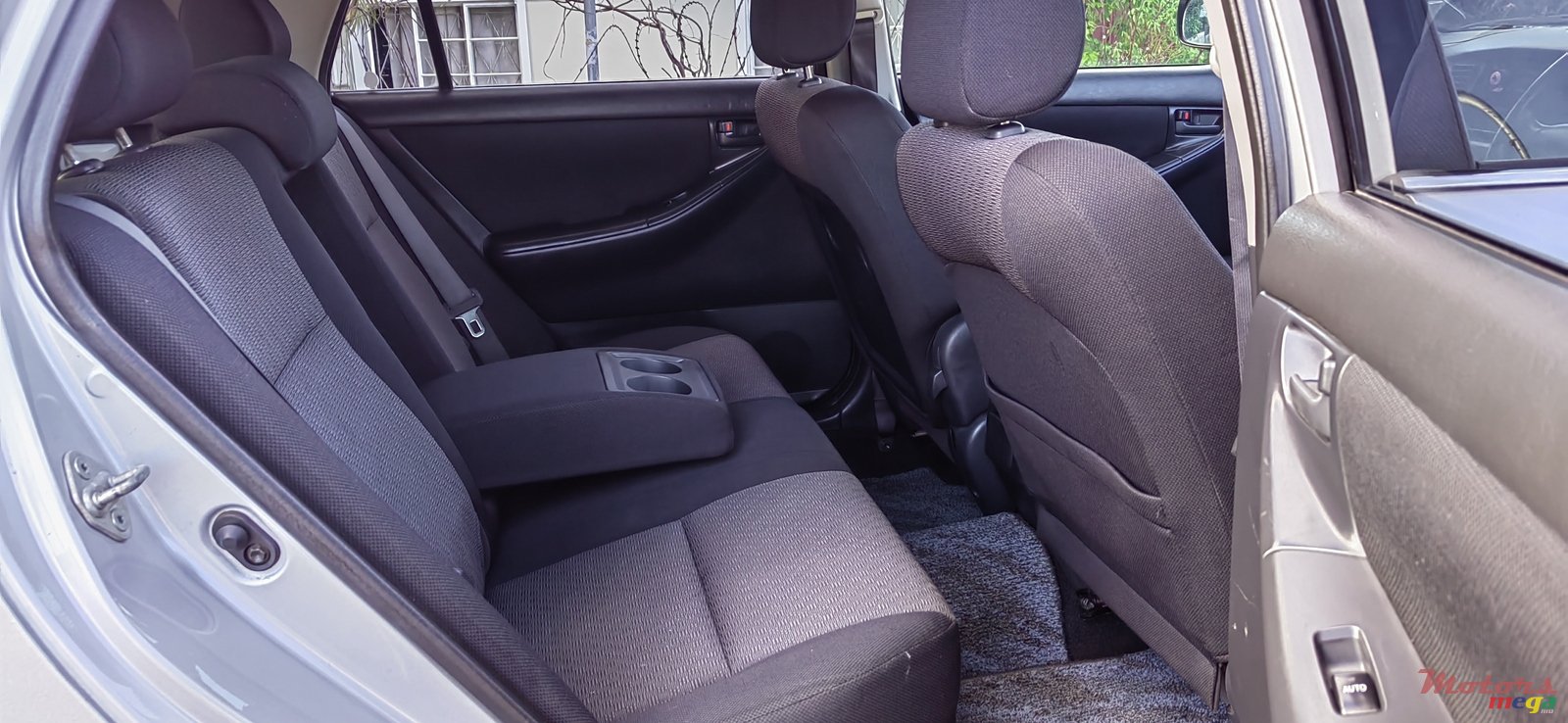 2003' Toyota Allex photo #6