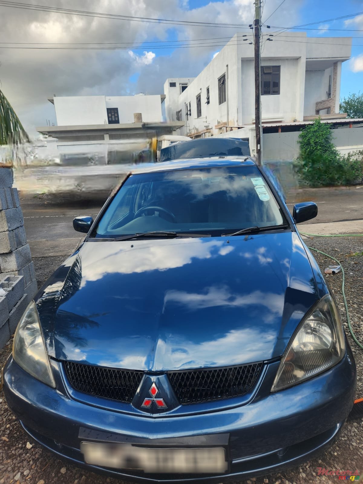 2007' Mitsubishi Lancer GLX photo #3