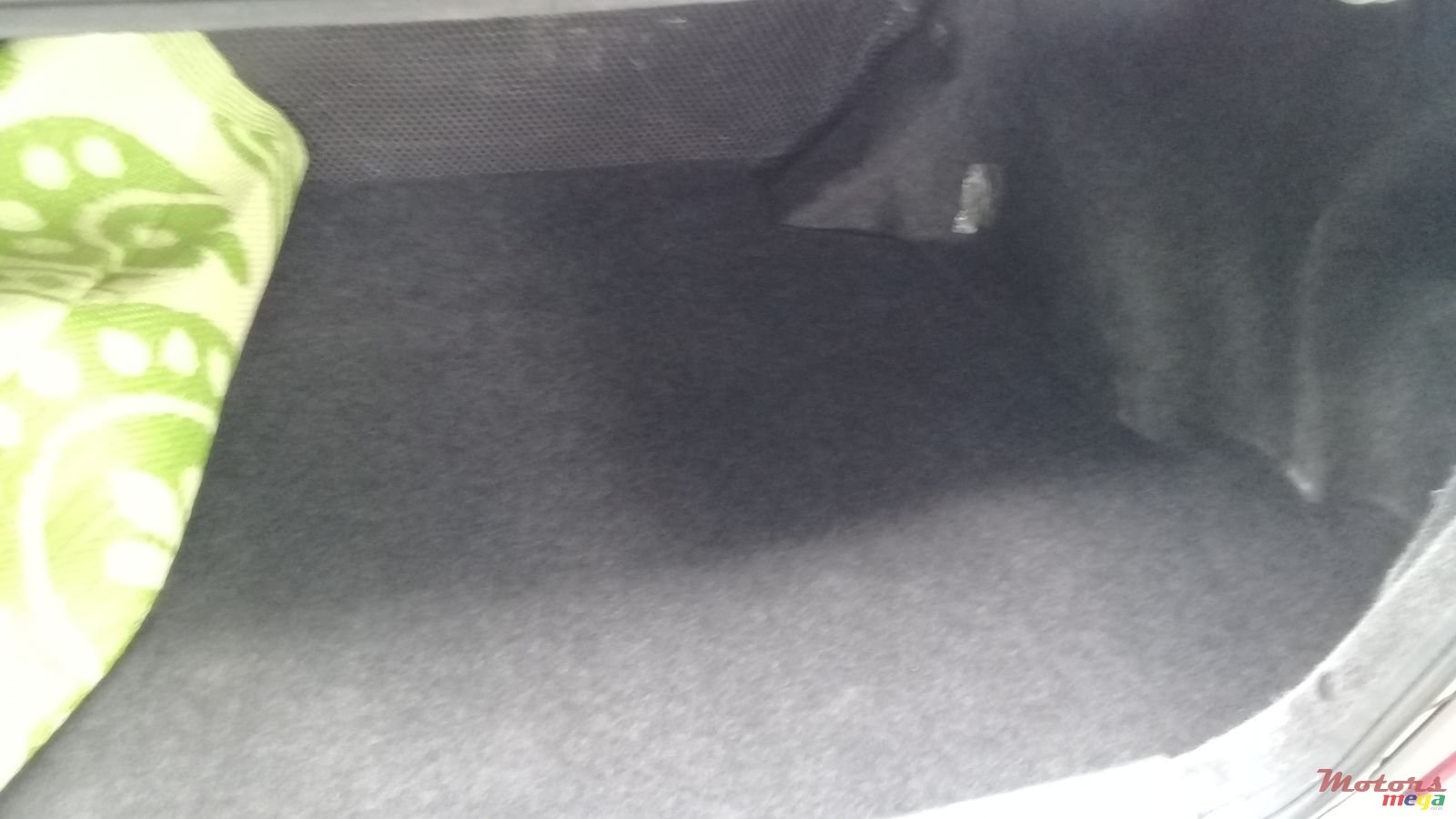 2001' Toyota Corolla NZE photo #6