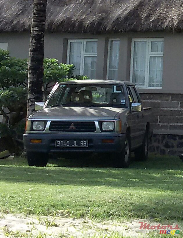 1998' Mitsubishi L 200 photo #2