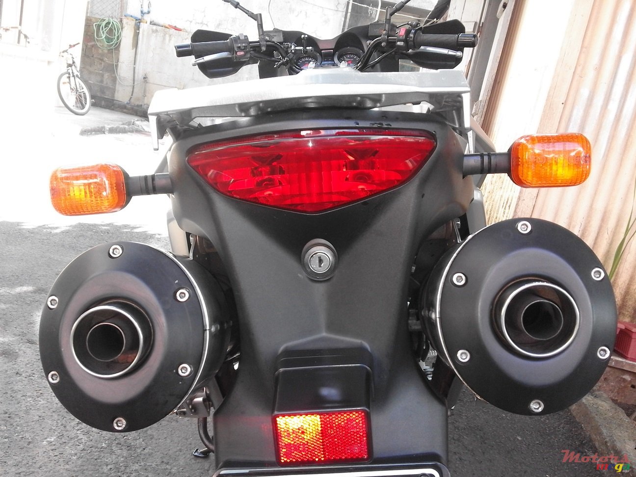 2003' Suzuki no photo #2