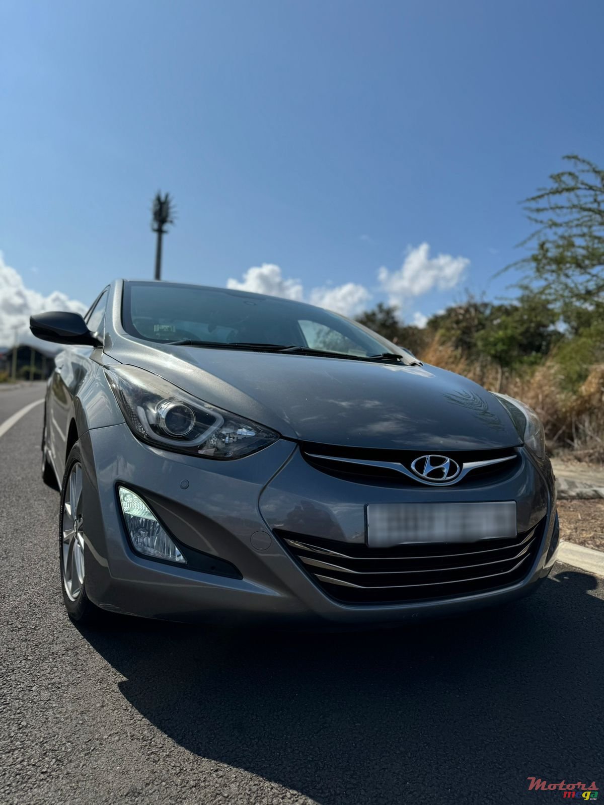 2014' Hyundai Elantra photo #2