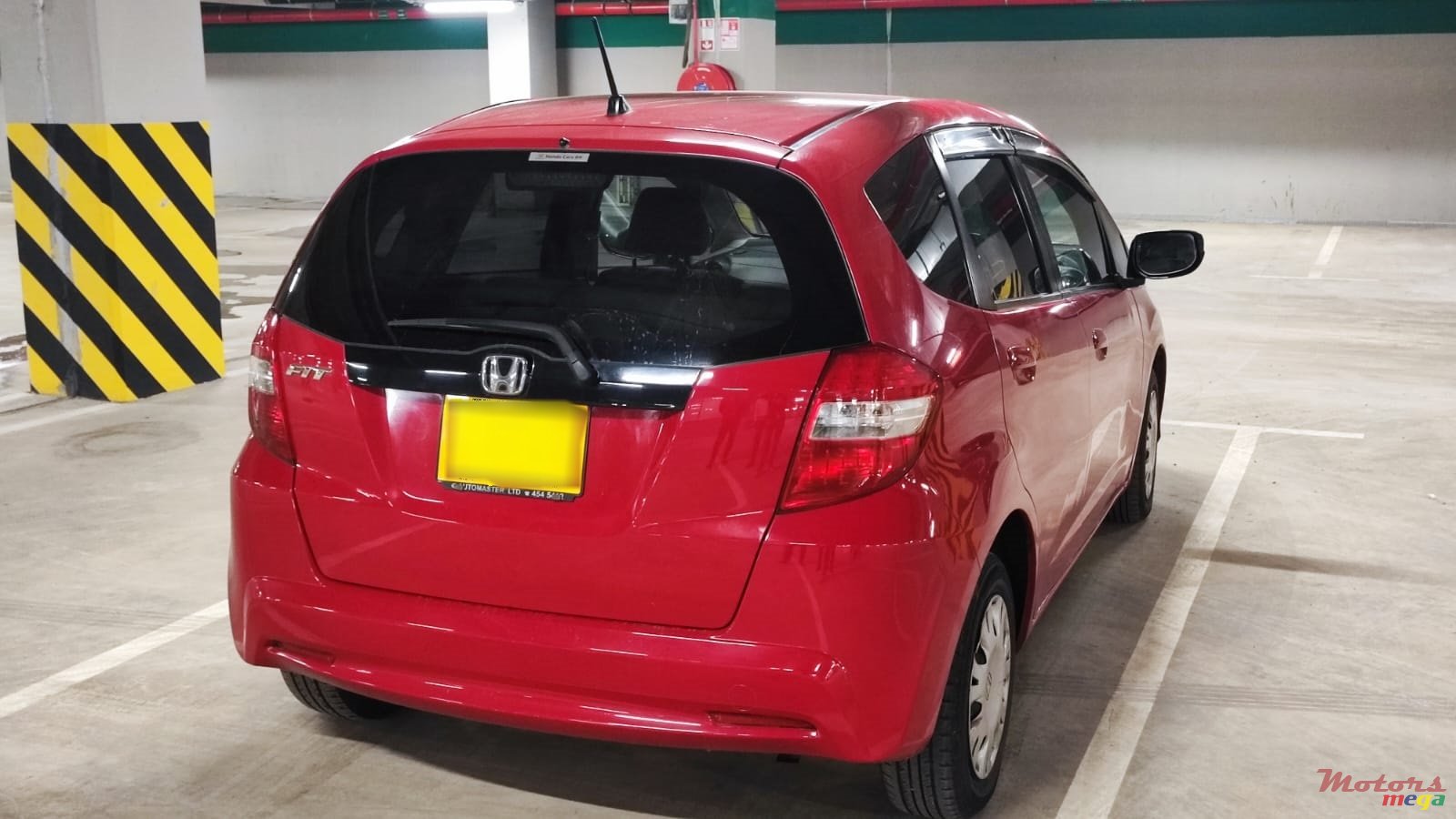 2011' Honda Fit photo #3