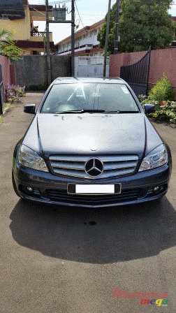 2010' Mercedes-Benz CL 180 photo #1