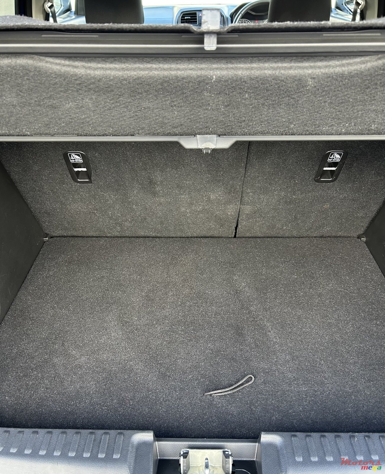 2022' Suzuki Vitara Brezza GLX photo #6