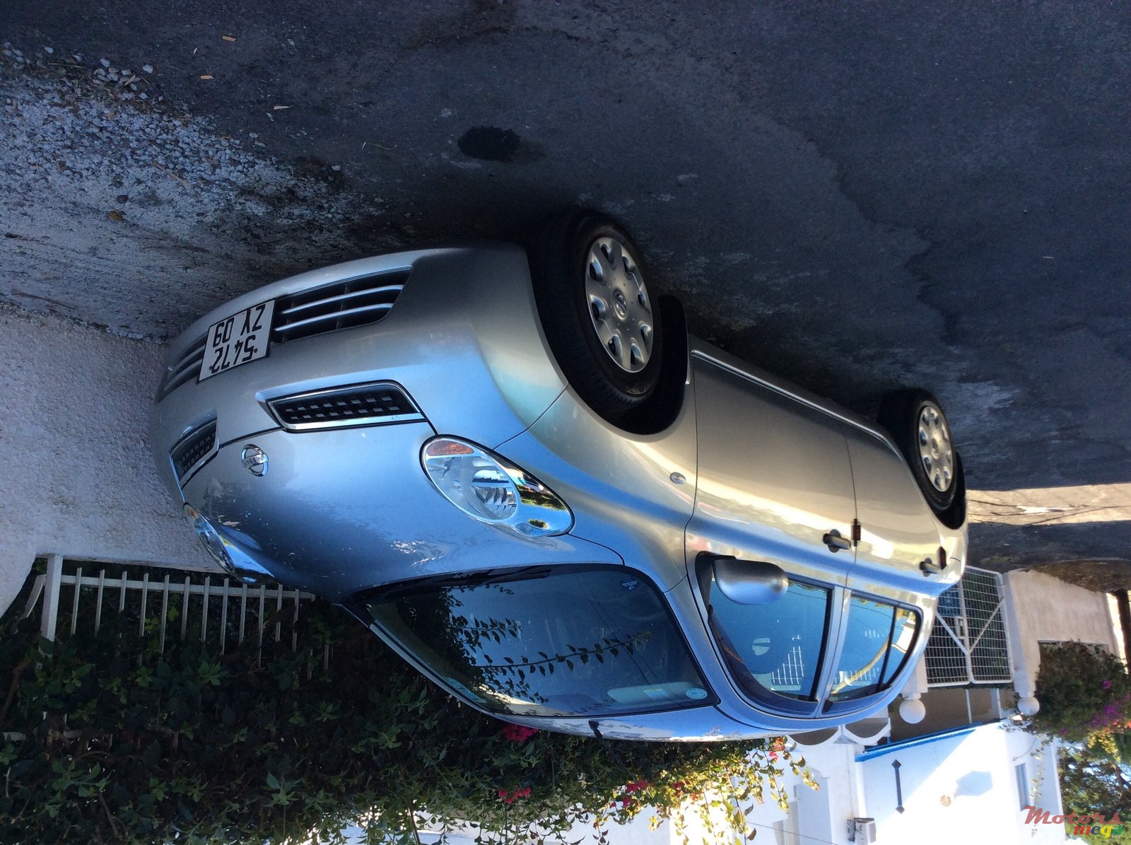 2009' Nissan AK 12 photo #3