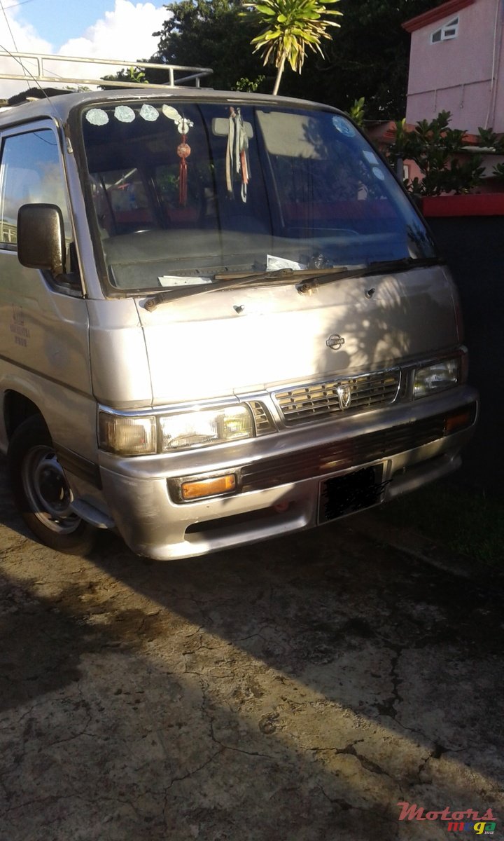1997' Nissan Urvan photo #2