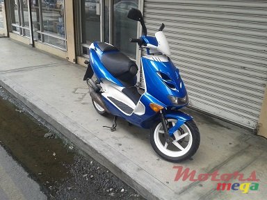 2002' Aprilia photo #1