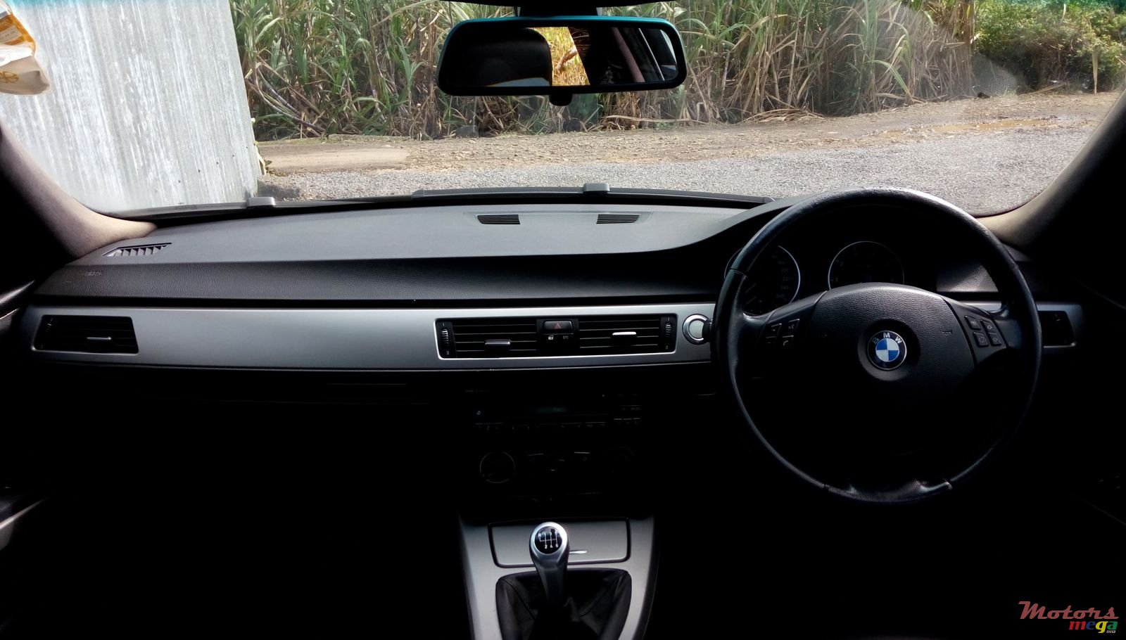 2005' BMW 320 photo #2