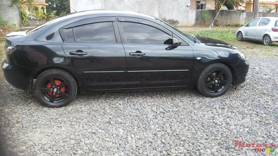 2006' Mazda 3 photo #2