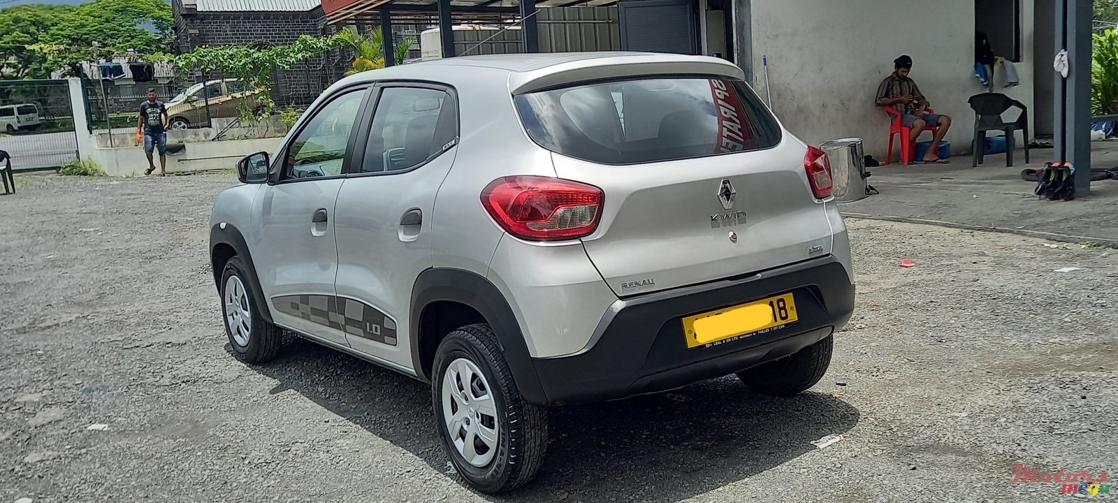 2018' Renault Kwid AUTOMATIC photo #3