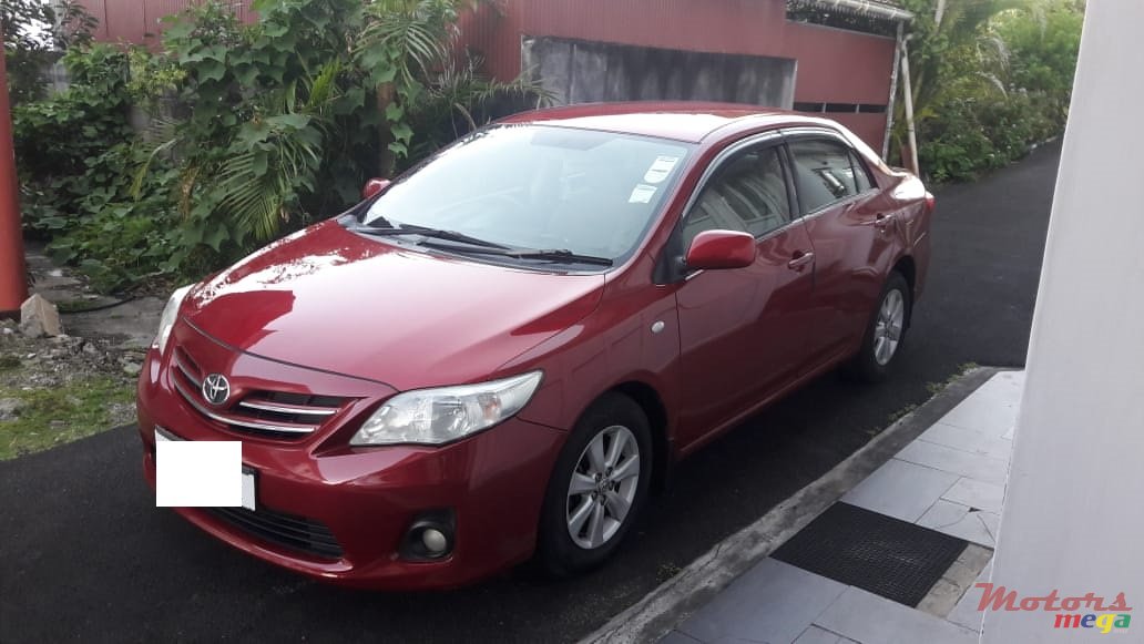 2012' Toyota Corolla GLI photo #3