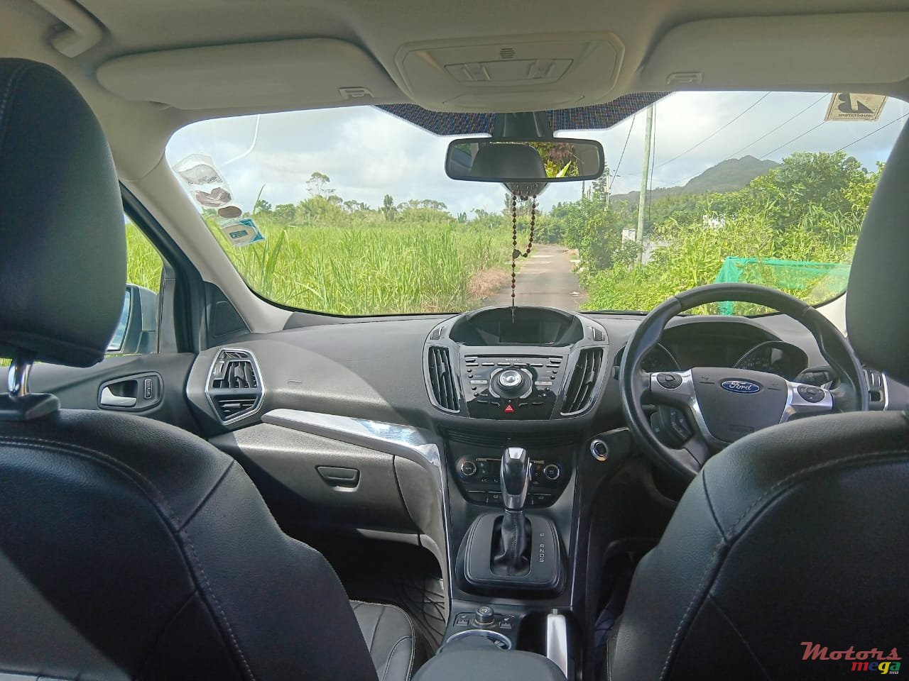 2014' Ford Kuga photo #6