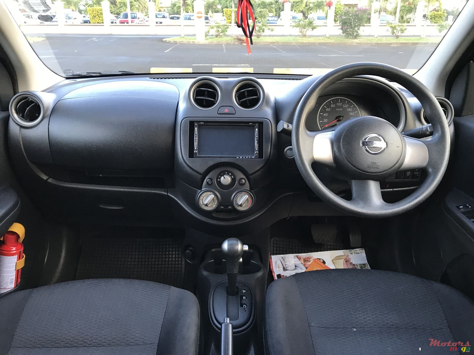 2012' Nissan photo #7